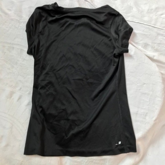 Danskin NOW Loose Women's Workout Shirt - Picture 7 of 7